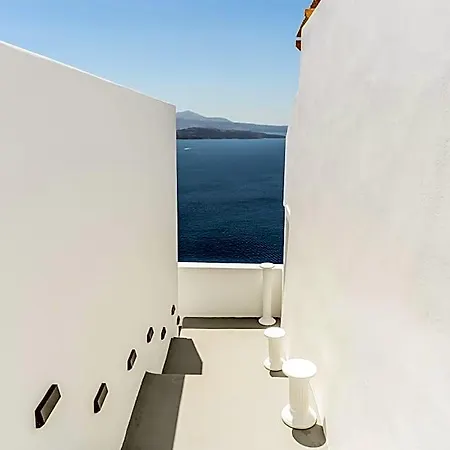 Evanthia View Thirassia Island Hotell