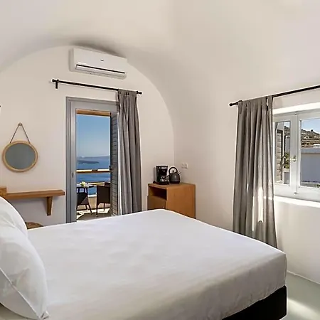 Evanthia View Thirassia Island Oia