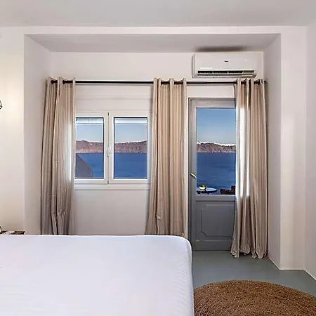 Evanthia View Thirassia Island Hotell
